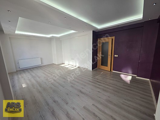 BATIKENT ÇAĞDAŞ MARKET ÇAPRAZI CADDE ÜSTÜ 4+1 SATILIK DAİRE görsel 12