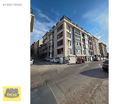 BATIKENT ÇAĞDAŞ MARKET ÇAPRAZI CADDE ÜSTÜ 4+1 SATILIK DAİRE görsel 3