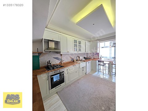 BATIKENT ÇAĞDAŞ MARKET ÇAPRAZI CADDE ÜSTÜ 4+1 SATILIK DAİRE