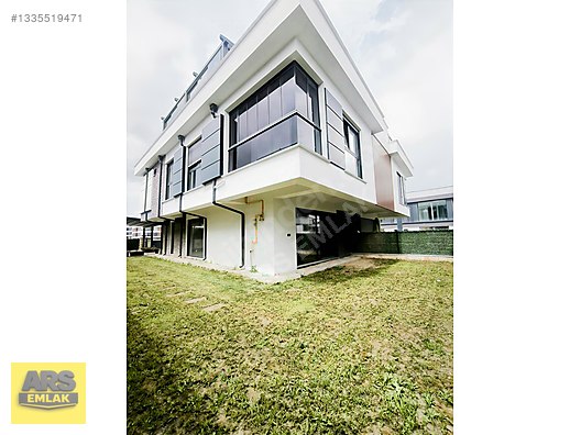 MÜSTAKİL GENİŞ BAHÇELİ TERASLI SATILIK 4+1 VİLLA görsel 4
